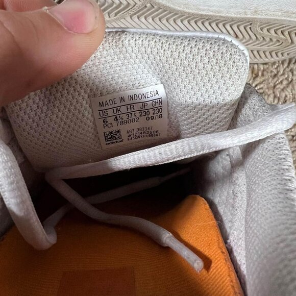 Adidas Superstar white/purple shoes womens size 6 - Picture 2 of 6